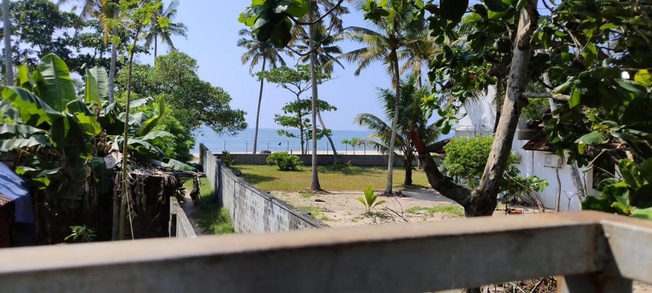 Marari Sibiya Beach Villa Mararikulam Eksteriør bilde